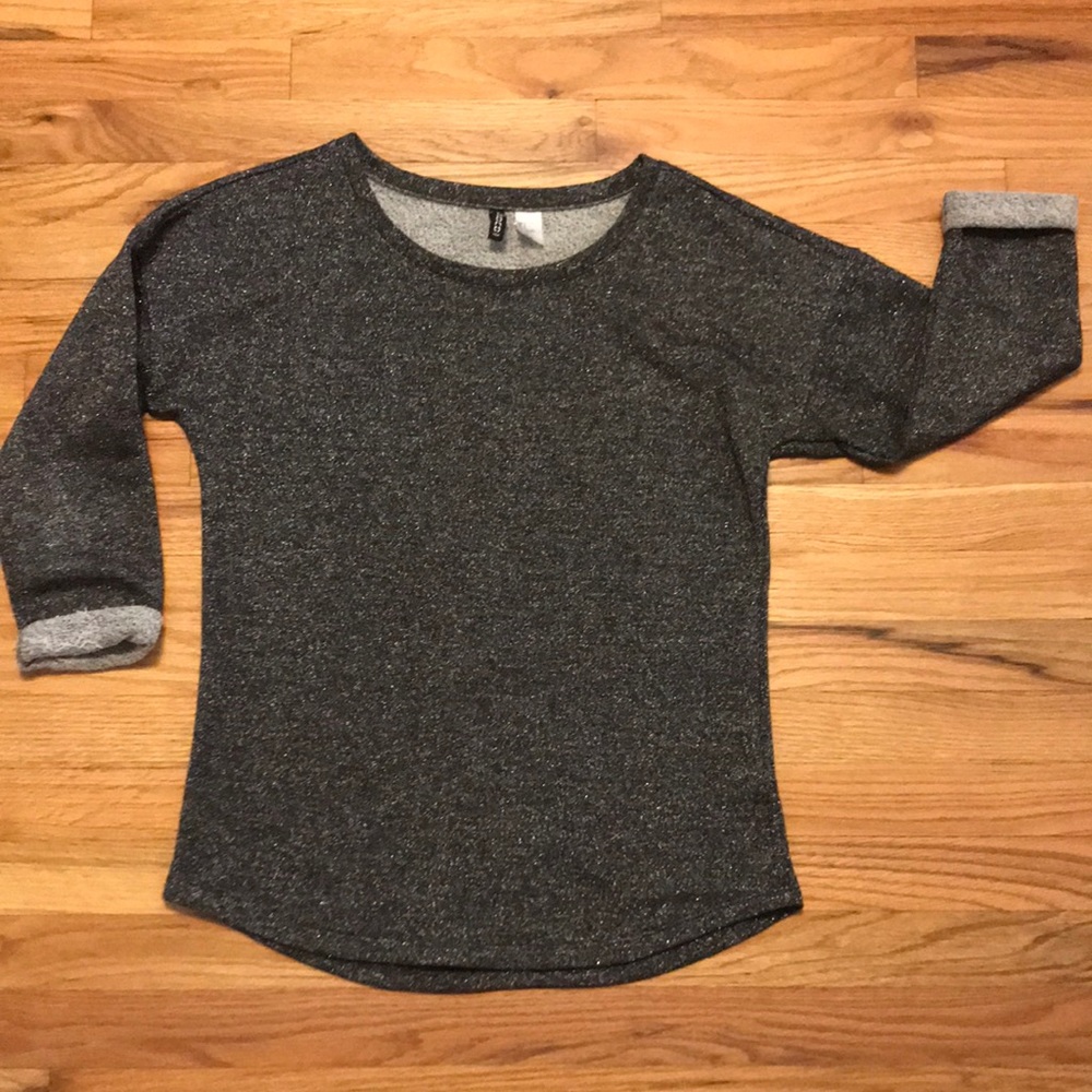 Sparkly crew neck quarter sleeve sweater